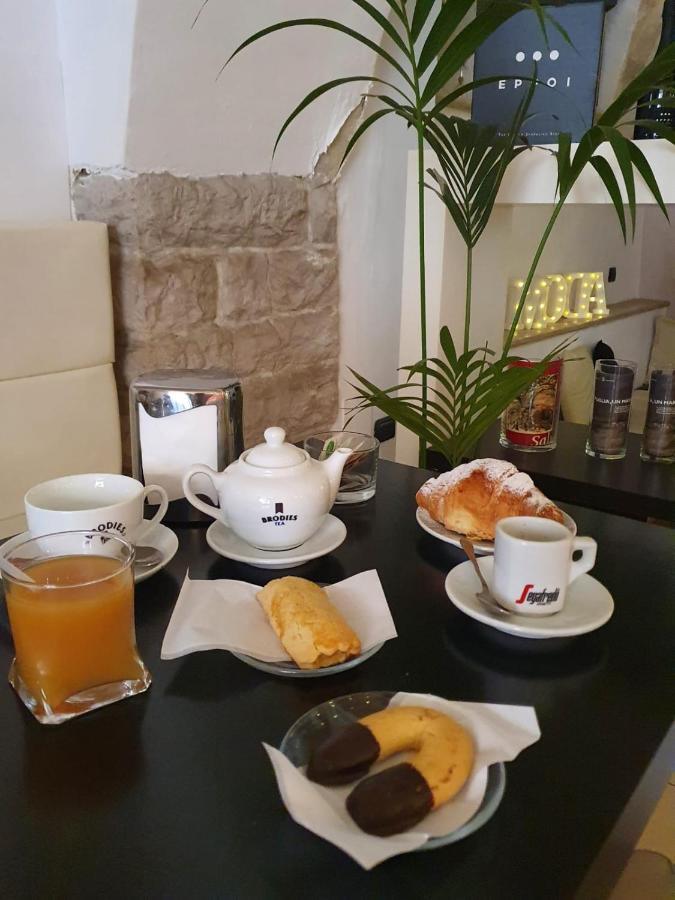 Domus 73 Apulian Holidays บาร์เลตตา ภายนอก รูปภาพ