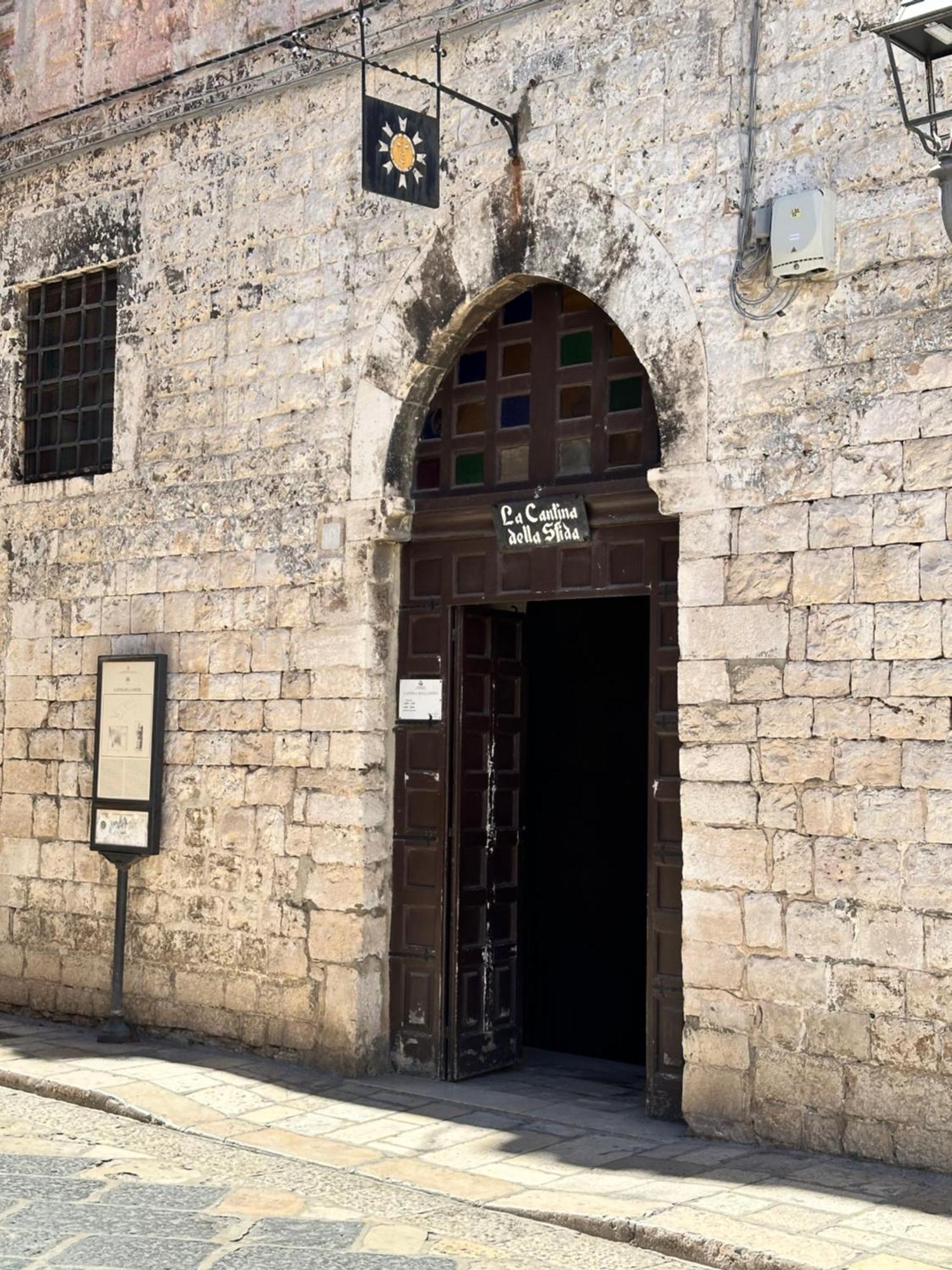 Domus 73 Apulian Holidays บาร์เลตตา ภายนอก รูปภาพ